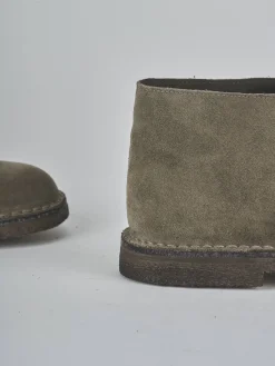 Anfibi camoscio grigio