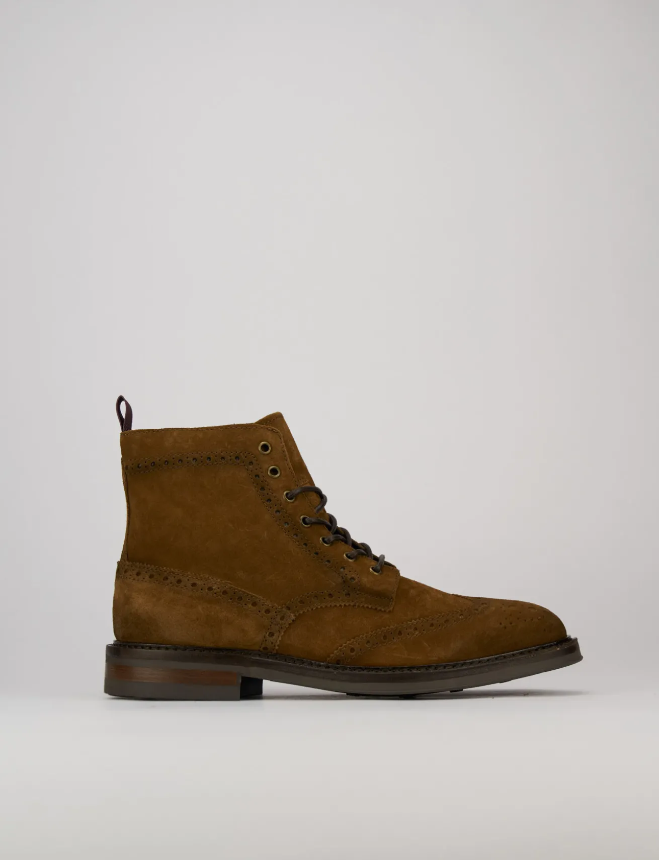 Anfibi camoscio marrone