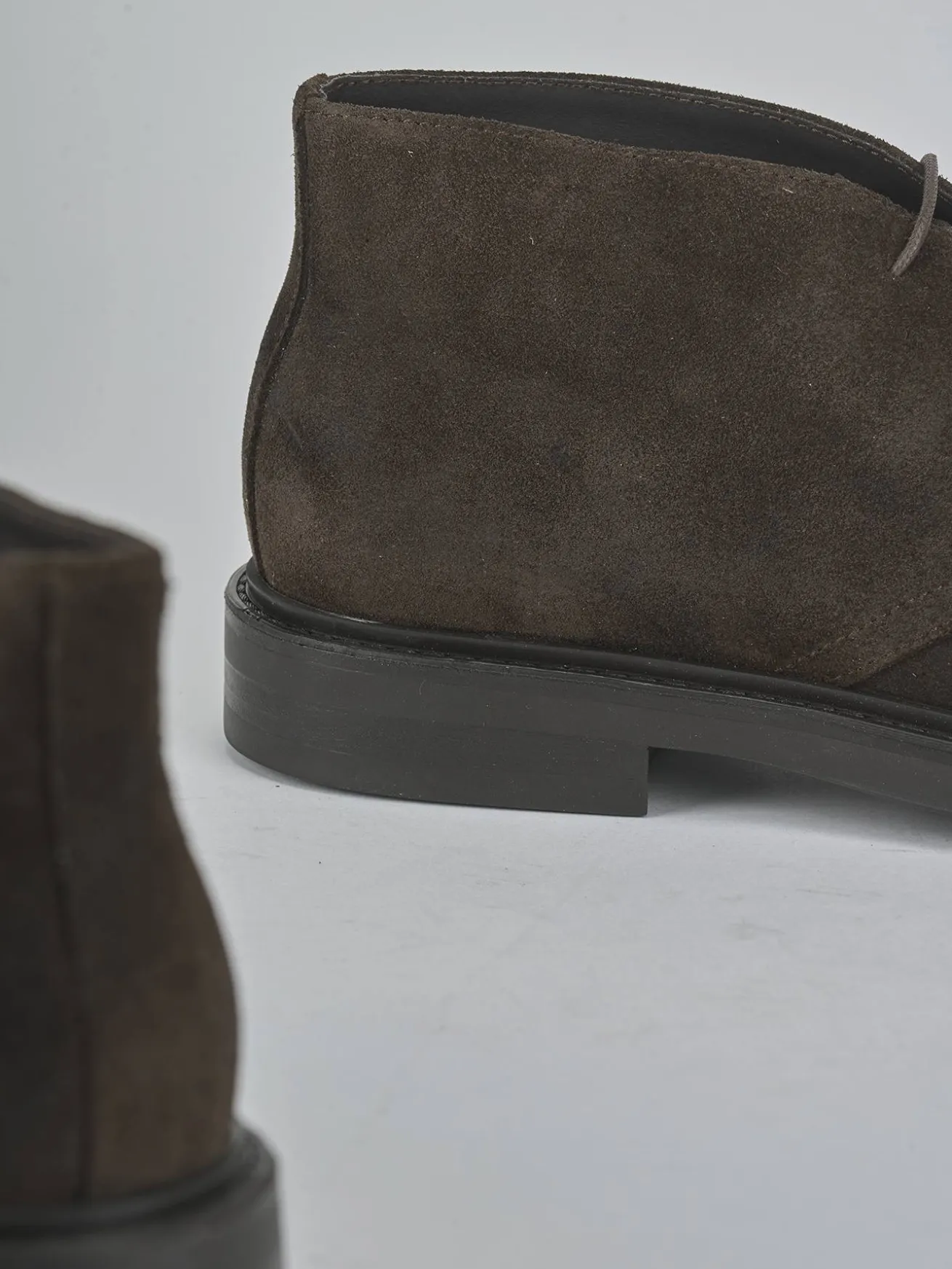 Anfibi camoscio testa