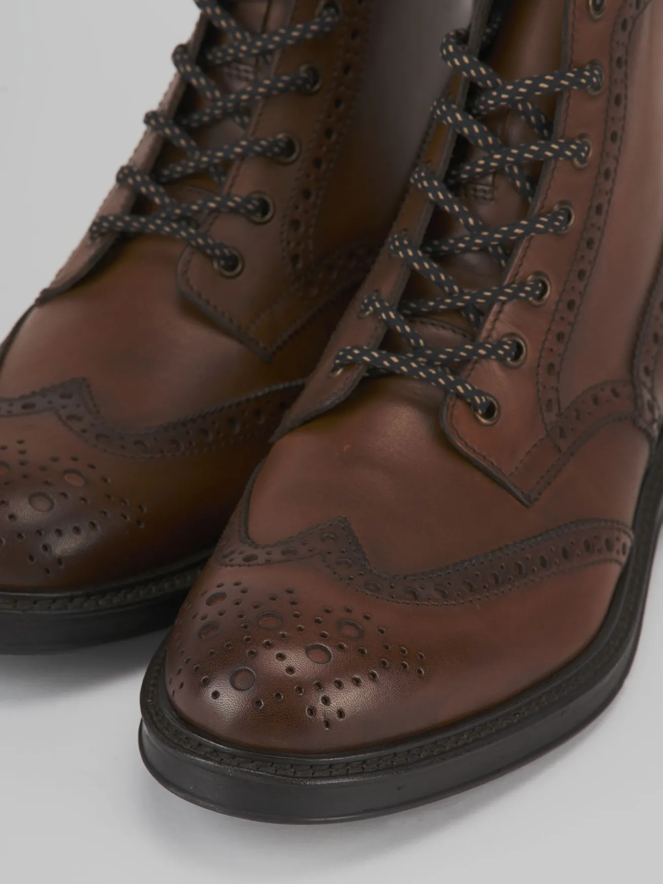 Anfibi pelle marrone