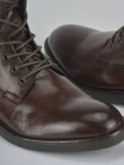 Anfibi pelle marrone