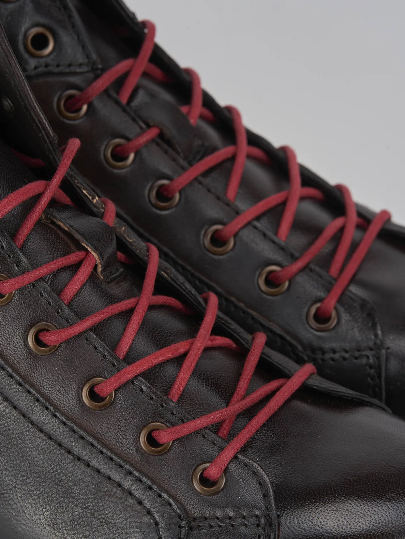 Anfibi pelle marrone