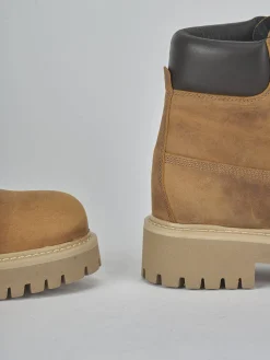 Anfibi tacco 1cm pelle giallo