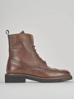 Anfibi tacco 2cm pelle marrone