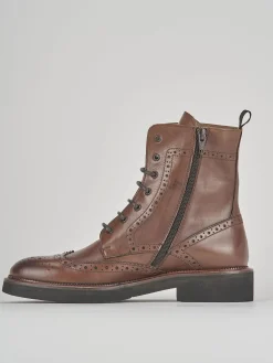 Anfibi tacco 2cm pelle marrone