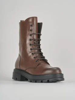 Anfibi tacco 3cm pelle marrone