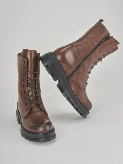 Anfibi tacco 3cm pelle marrone