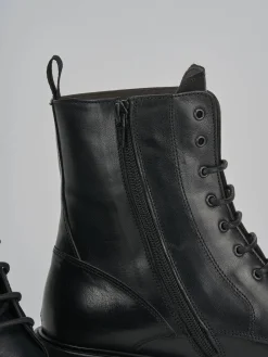 Anfibi tacco 5cm pelle nero