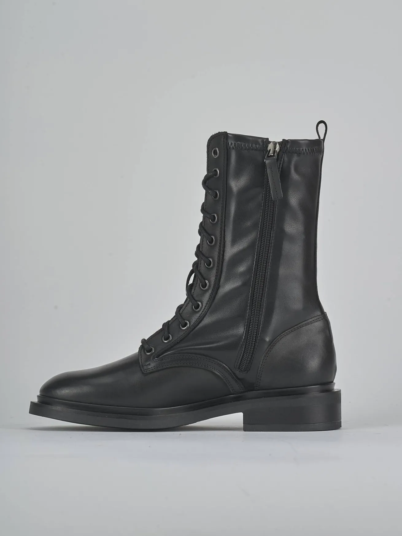 Anfibi tacco 3cm pelle nero