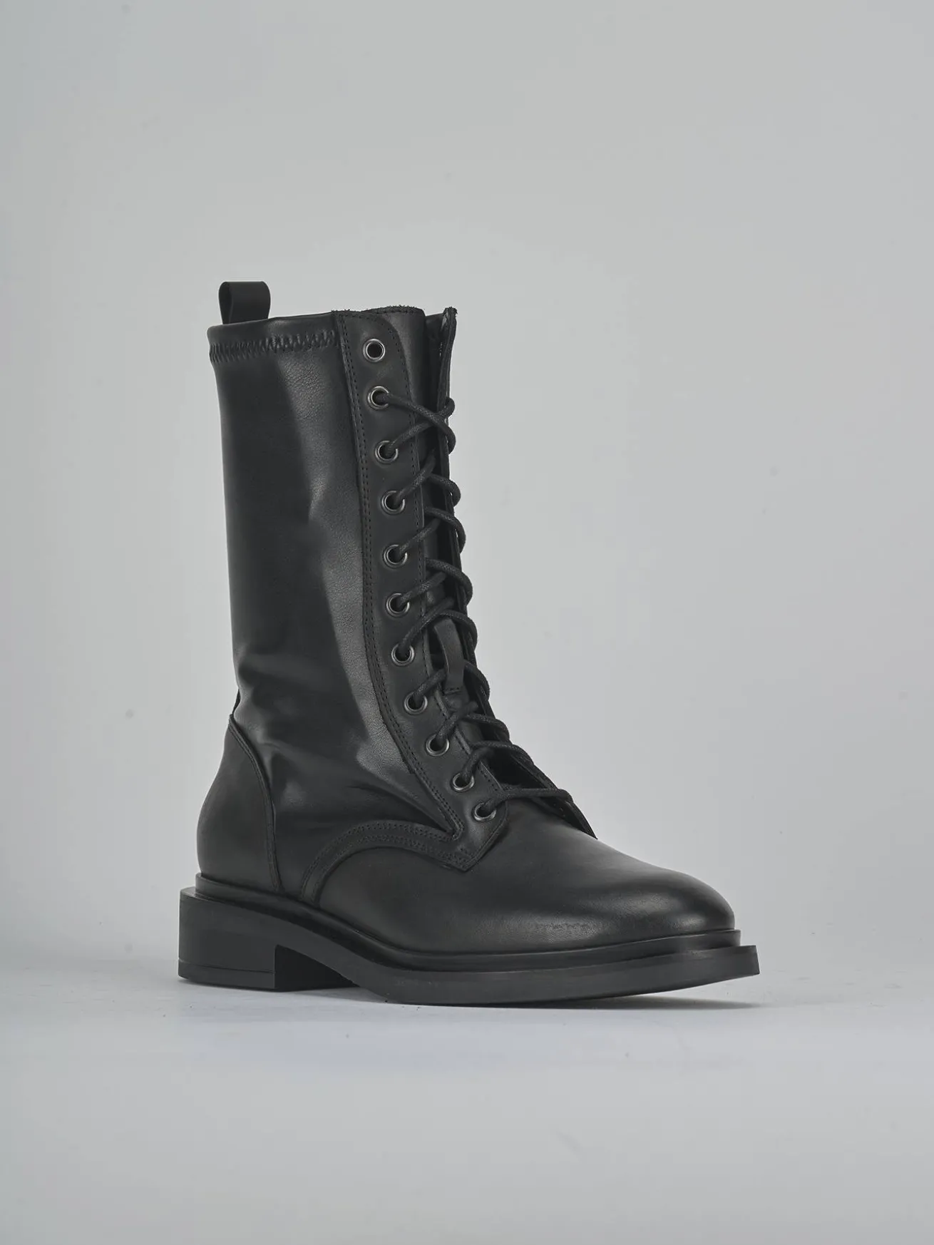 Anfibi tacco 3cm pelle nero