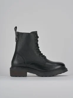 Anfibi tacco 1cm pelle nero