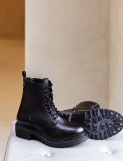 Anfibi tacco 1cm pelle nero