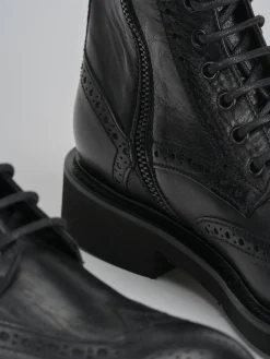 Anfibi tacco 2cm pelle nero