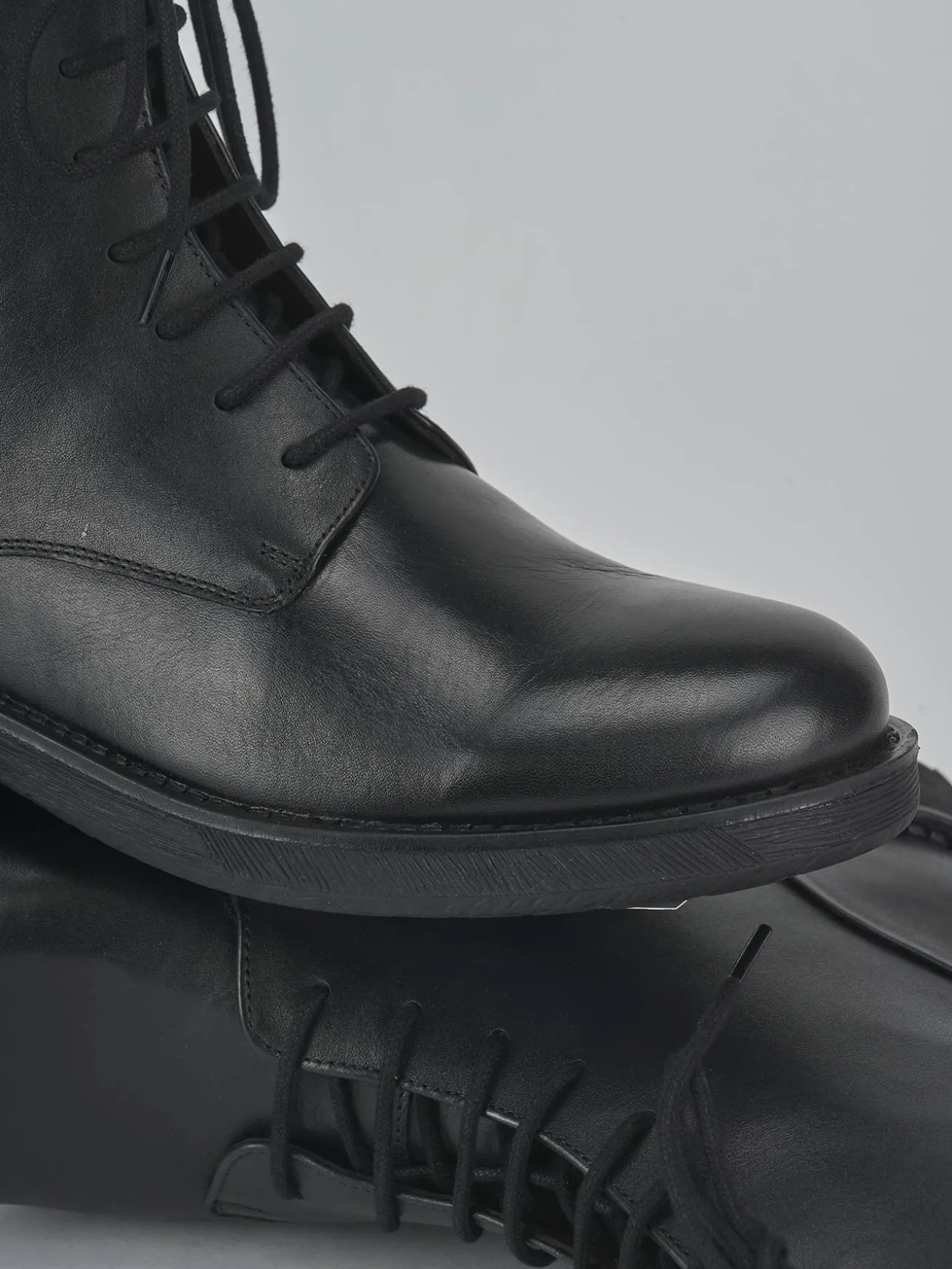 Anfibi tacco 1cm pelle nero