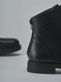 Anfibi tacco 1cm pelle nero