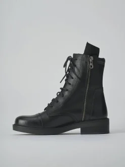 Anfibi tacco 3cm pelle nero