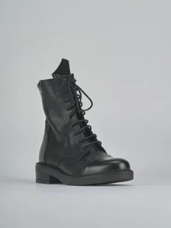 Anfibi tacco 3cm pelle nero