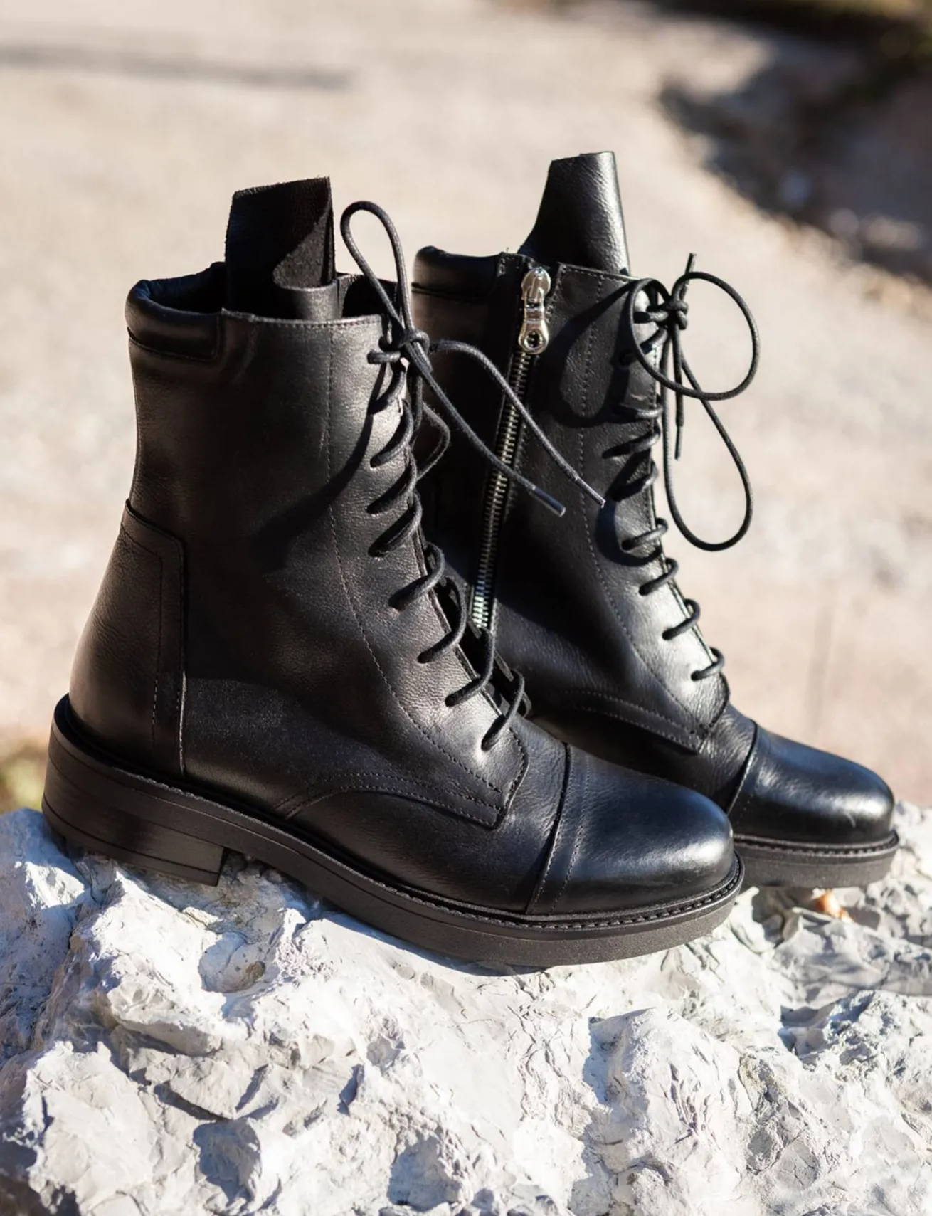 Anfibi tacco 3cm pelle nero