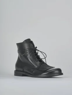 Anfibi tacco 1cm pelle nero