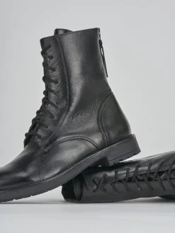 Anfibi tacco 2cm pelle nero