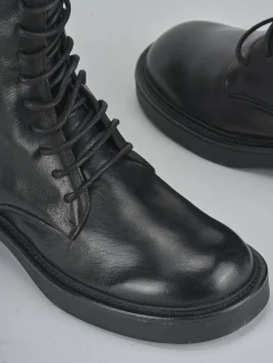 Anfibi tacco 2cm pelle nero