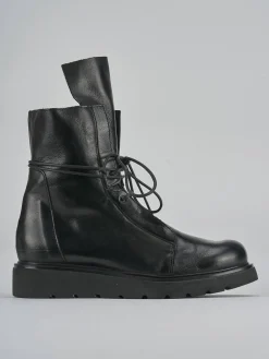 Anfibi tacco 1cm pelle nero