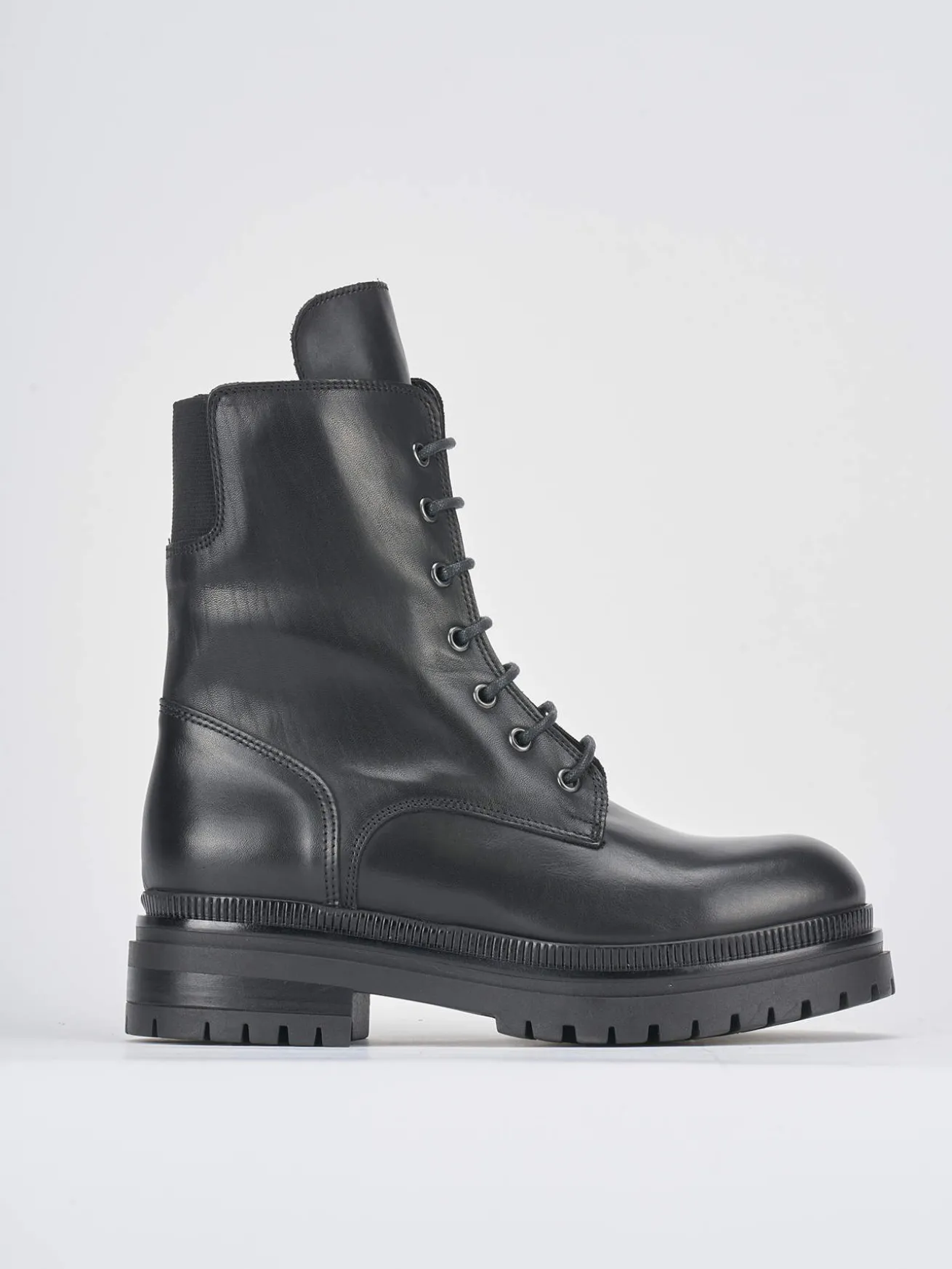 Anfibi tacco 3cm pelle nero