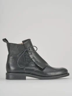 Anfibi tacco 1cm pelle nero