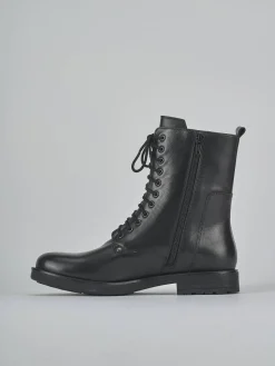 Anfibi tacco 2cm pelle nero