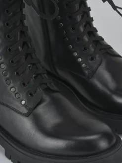 Anfibi tacco 2cm pelle nero