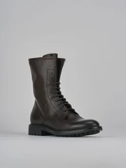 Anfibi tacco 2cm pelle testa