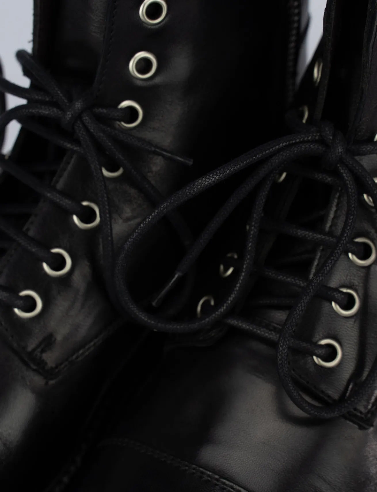 Anfibio tacco 1 cm nero pelle