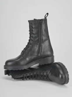 Anfibio tacco 2cm nero pelle