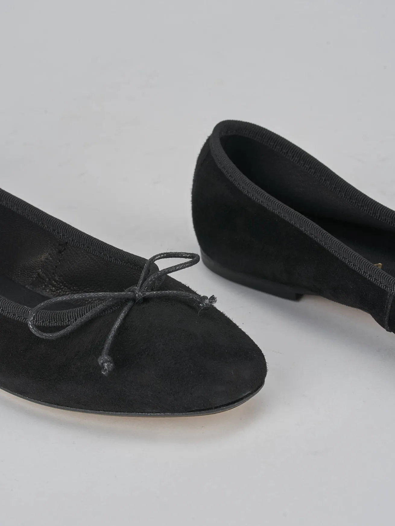 Ballerine tacco 1cm camoscio nero