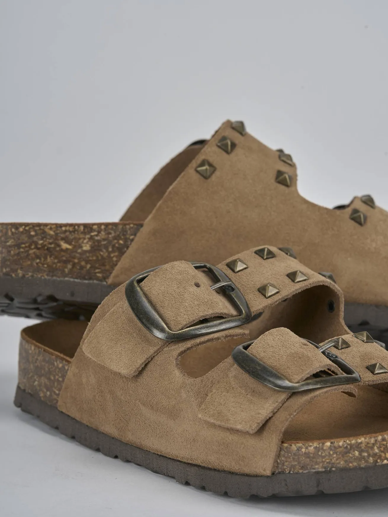 Ciabatta tacco 1 cm beige camoscio