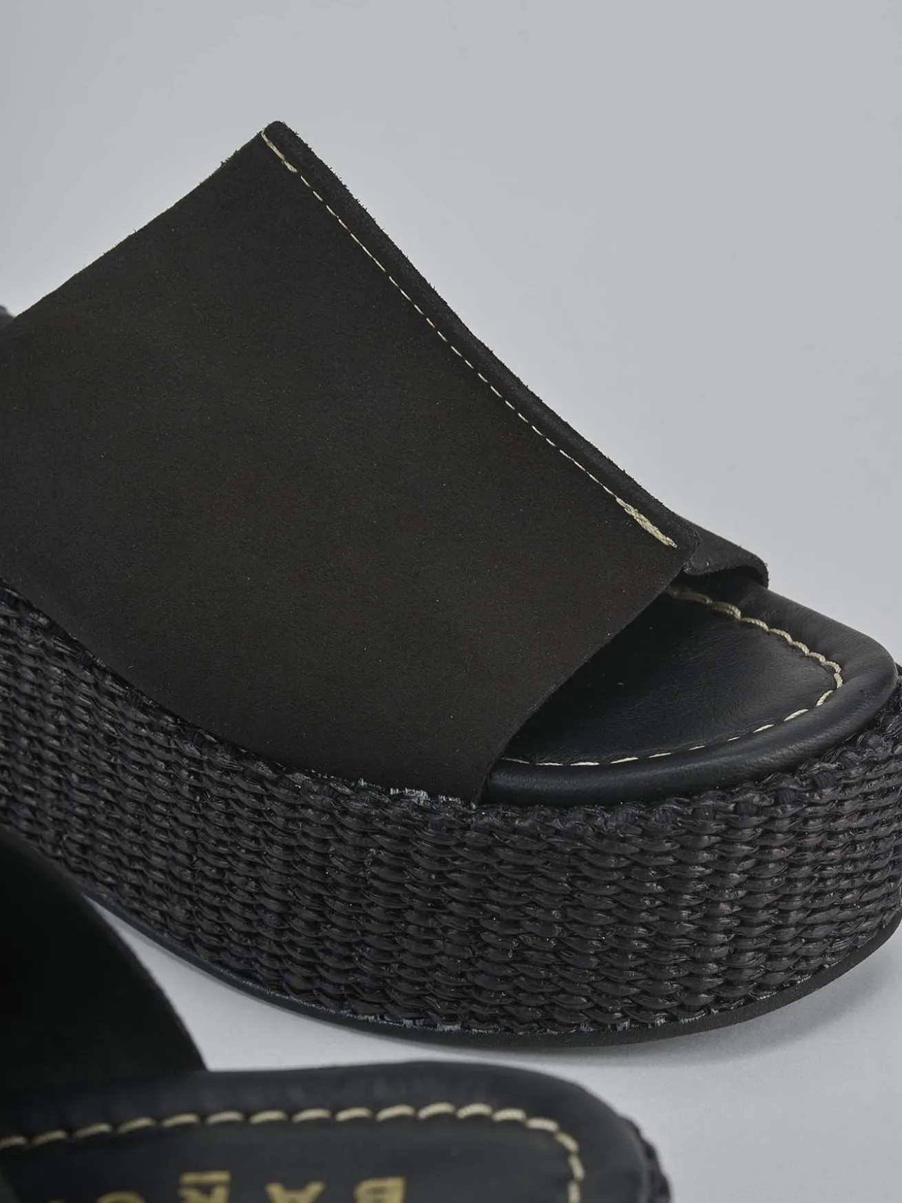 Ciabatte tacco 7cm camoscio nero