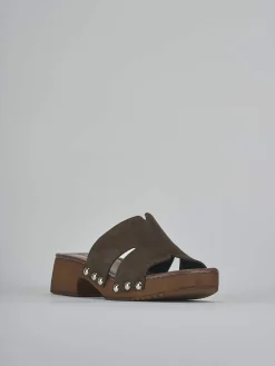 Ciabatte tacco 3cm camoscio testa