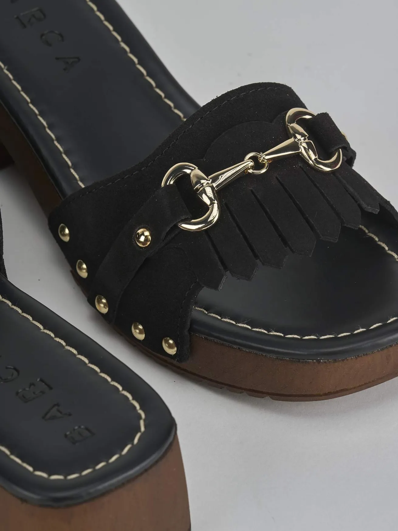 Ciabatte tacco 3cm camoscio nero