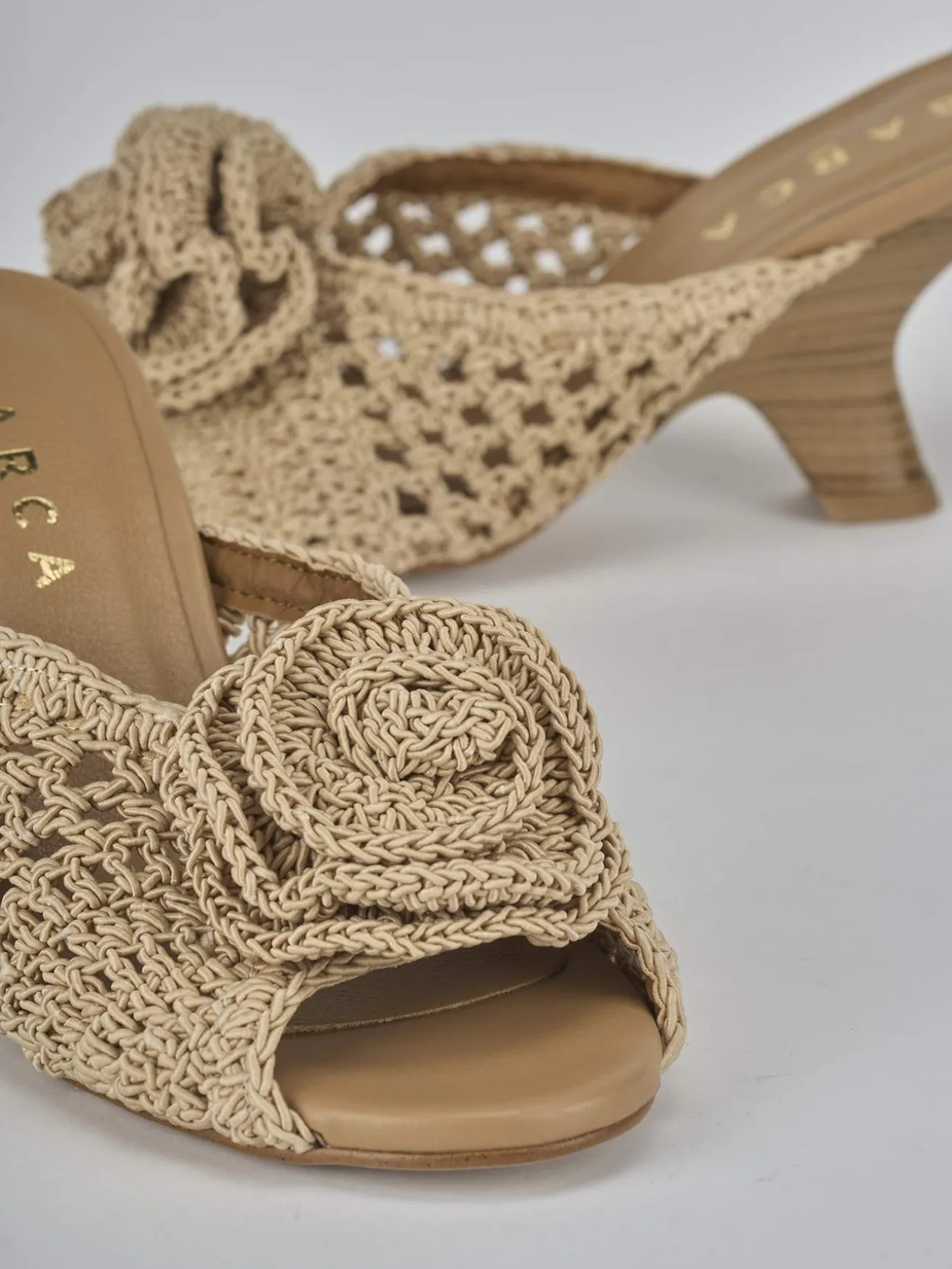 Ciabatte tacco 7cm pelle beige