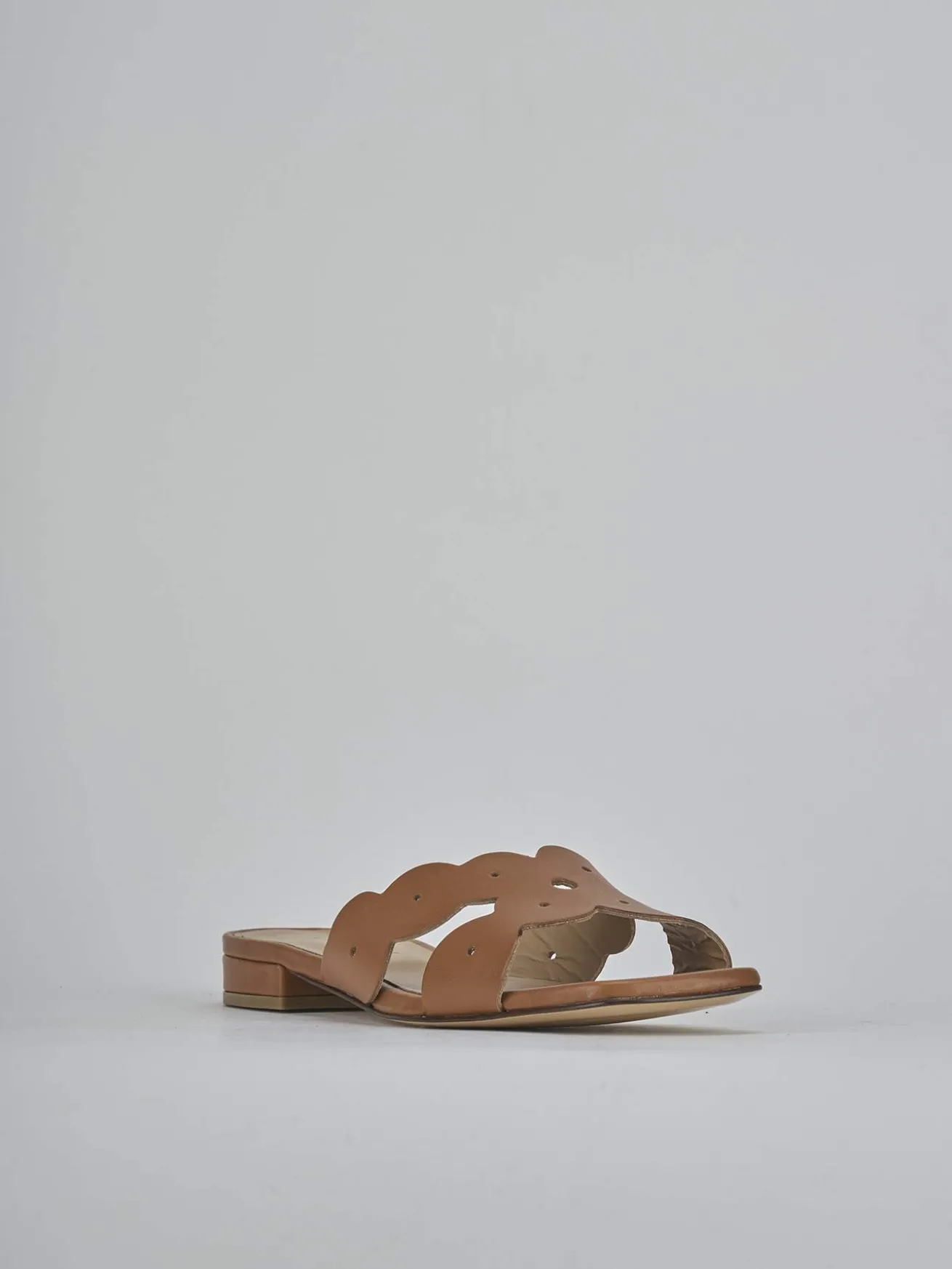 Ciabatte tacco 1cm pelle marrone