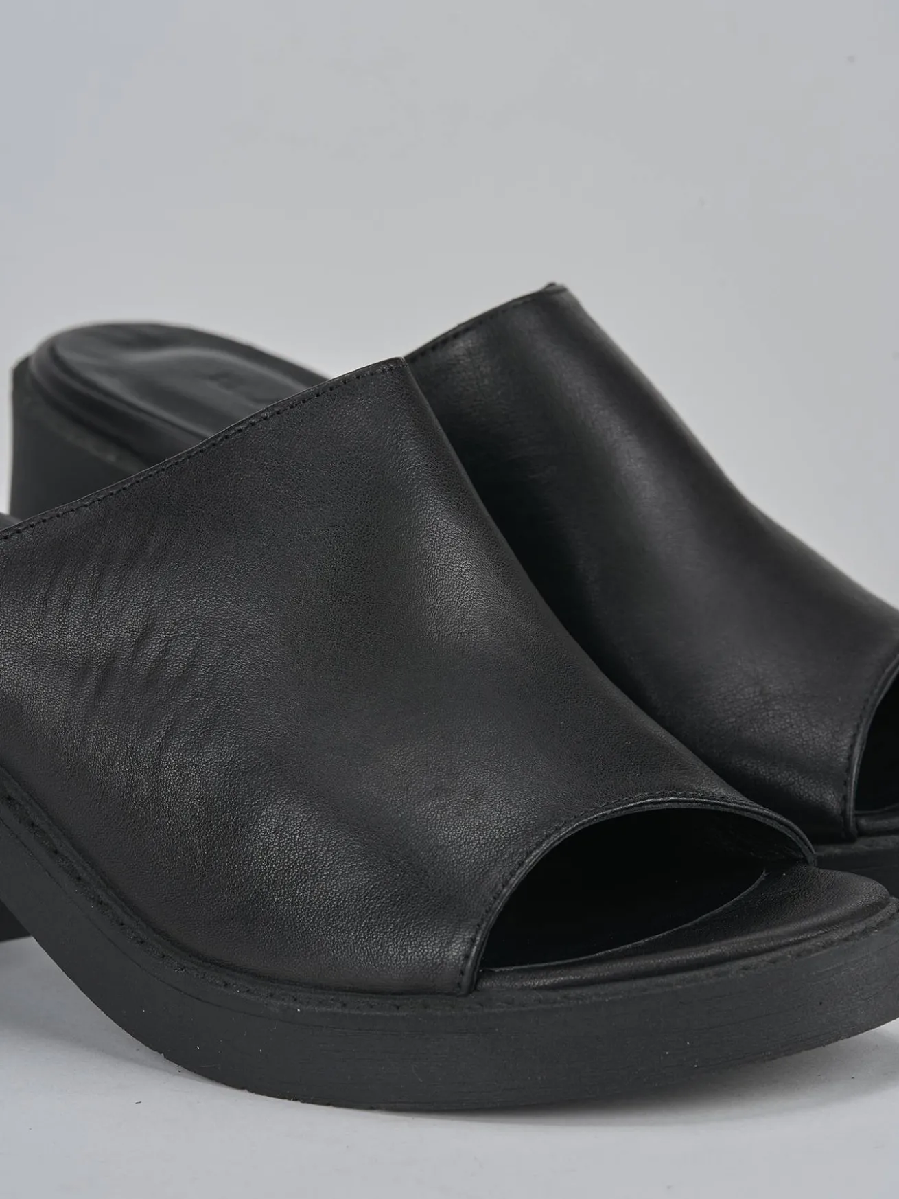 Ciabatte tacco 6cm pelle nero