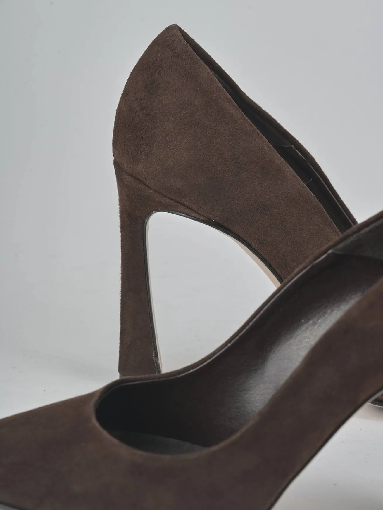 Décolleté tacco 9cm camoscio testa