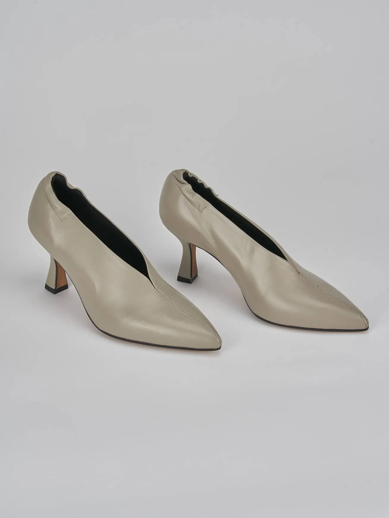 Décolleté tacco 7cm pelle grigio