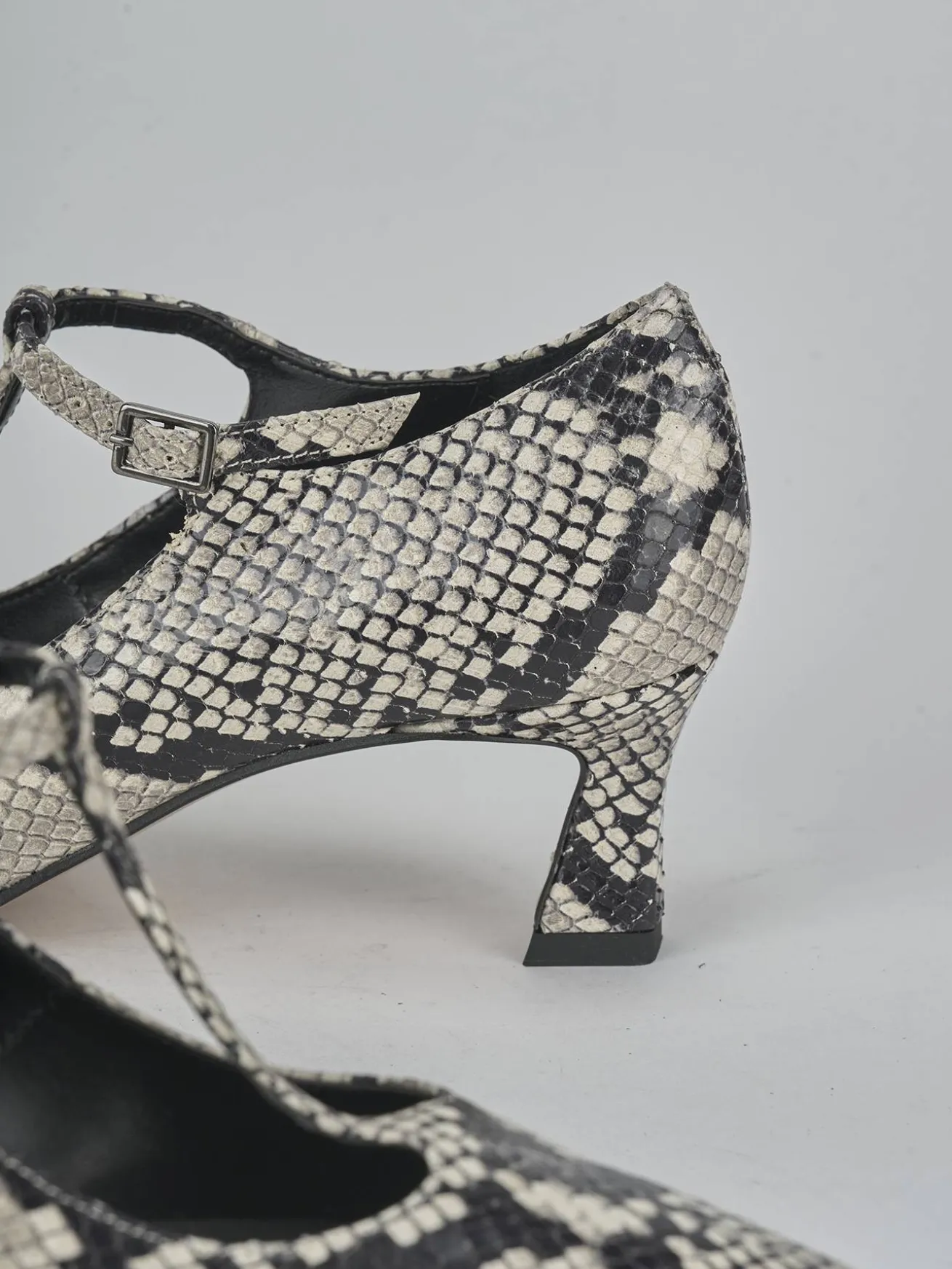 Décolleté tacco 6cm pitone beige