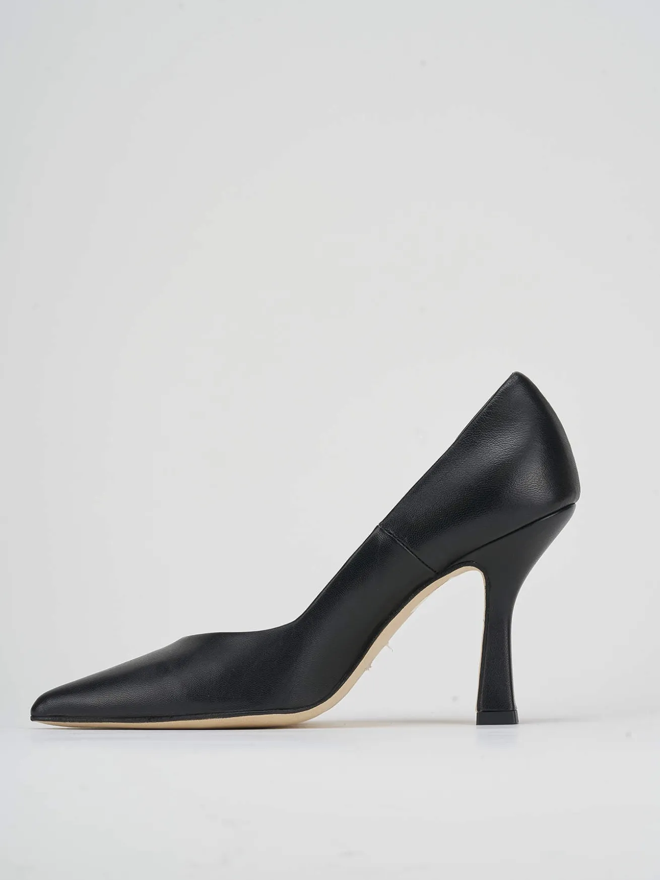 Decoltè tacco 9 cm nero pelle