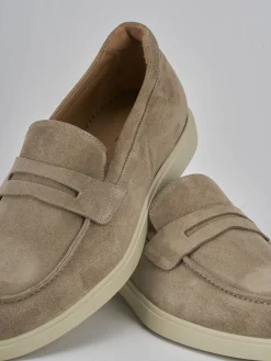 Mocassini camoscio beige