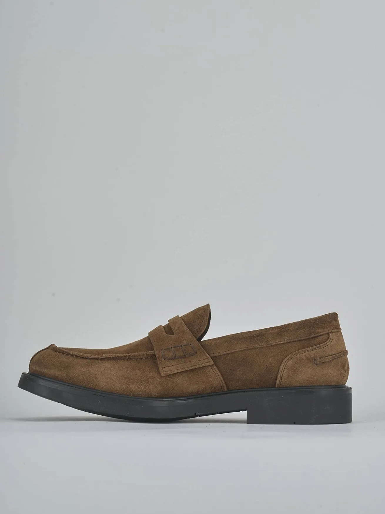 Mocassini camoscio marrone