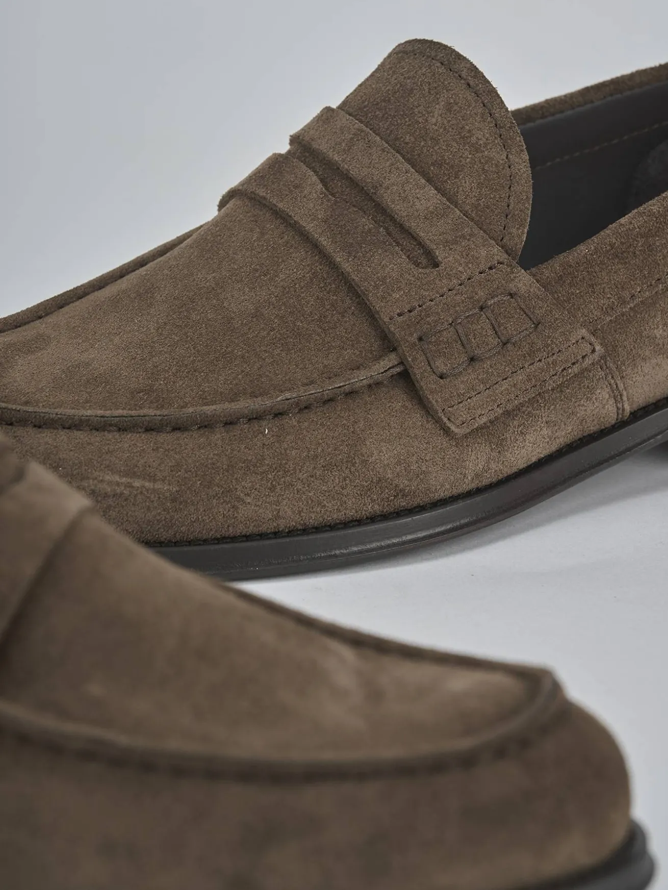 Mocassini camoscio testa