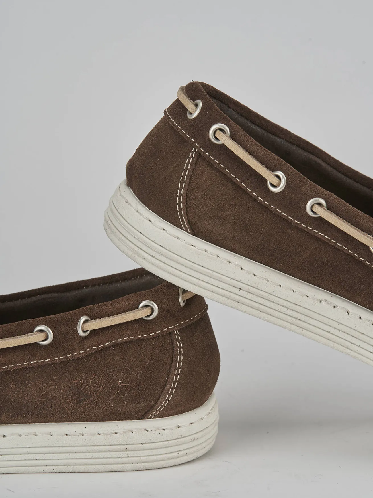 Mocassini camoscio testa