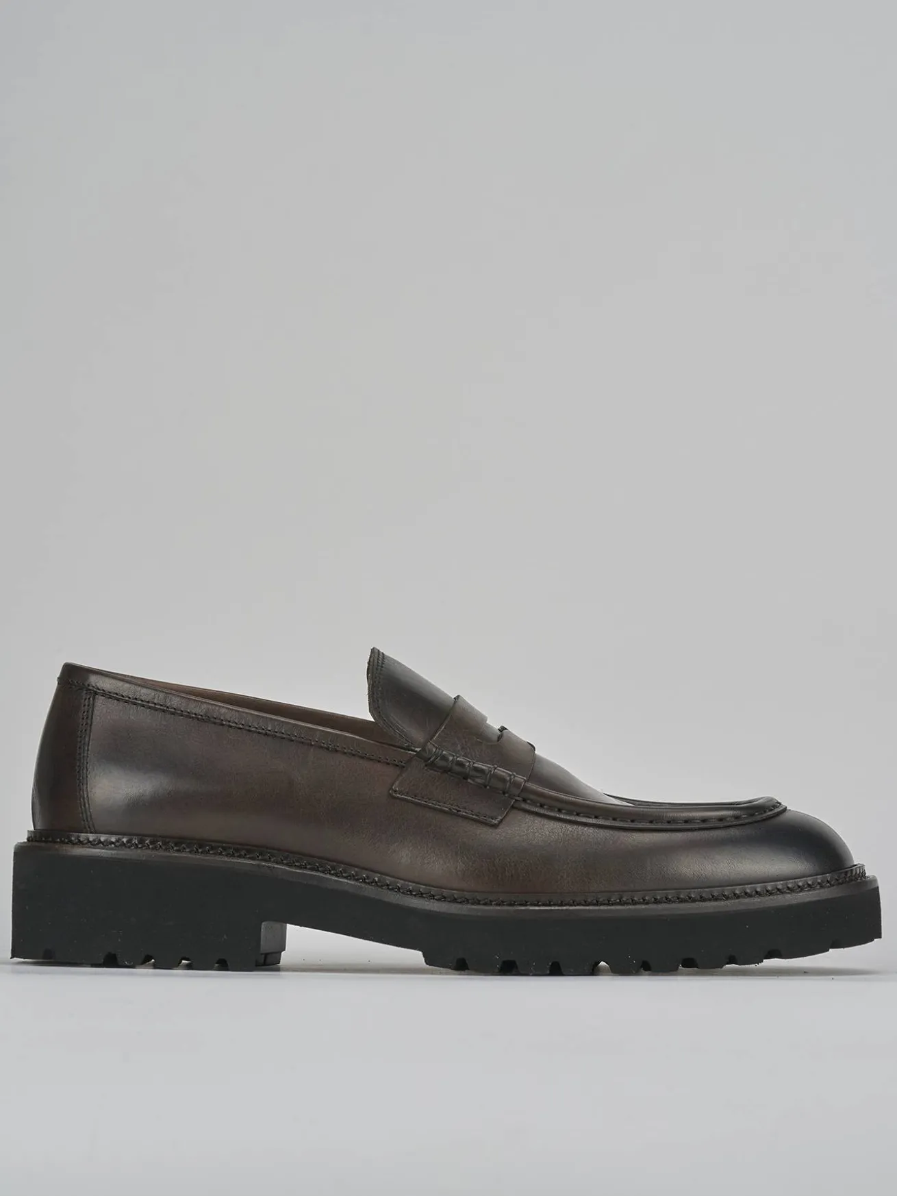 Mocassini pelle testa